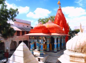 pushkar brahma temple timings