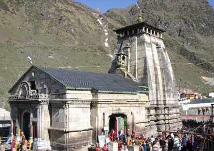 Kedarnath Temple with the Himalayan peaks behind